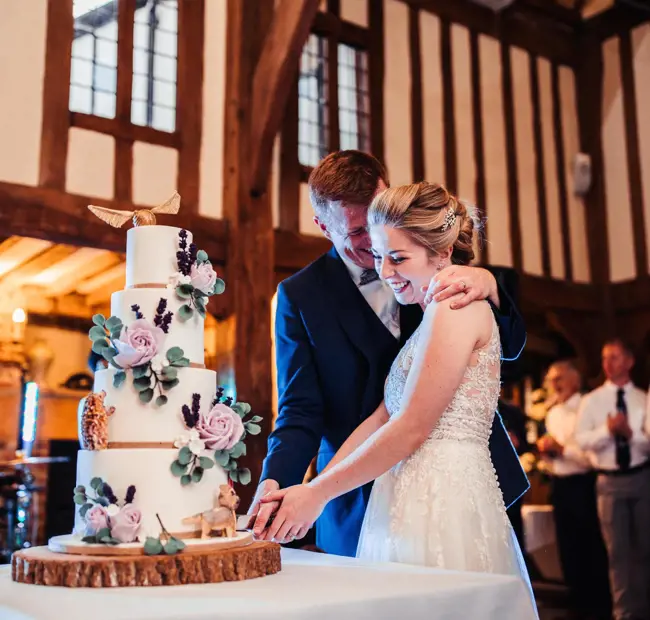 Gallery cake cutting